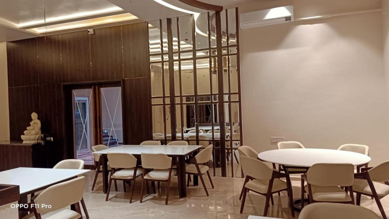 Flamingo Club And Resort Una 3 Km Away From Diu Check Post Exteriör bild