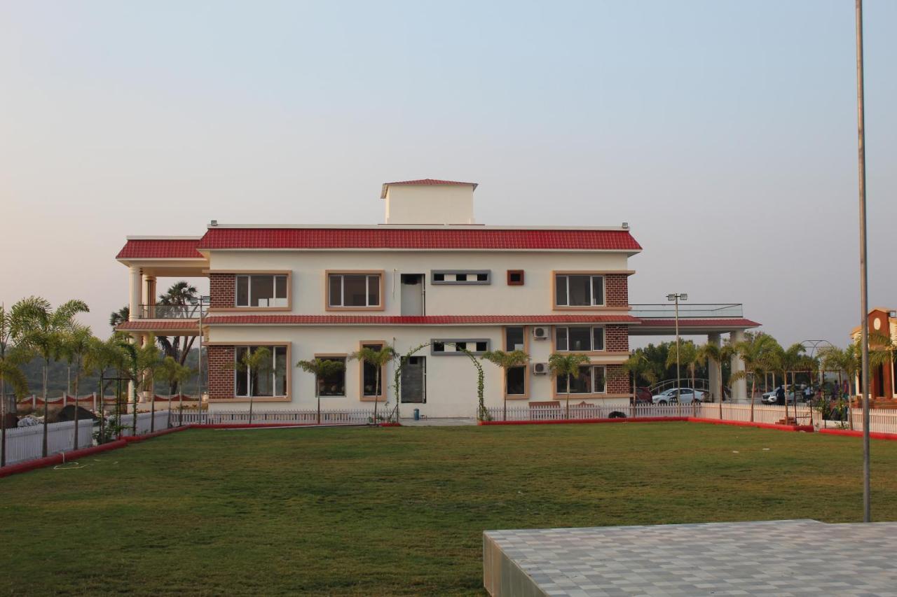 Flamingo Club And Resort Una 3 Km Away From Diu Check Post Exteriör bild