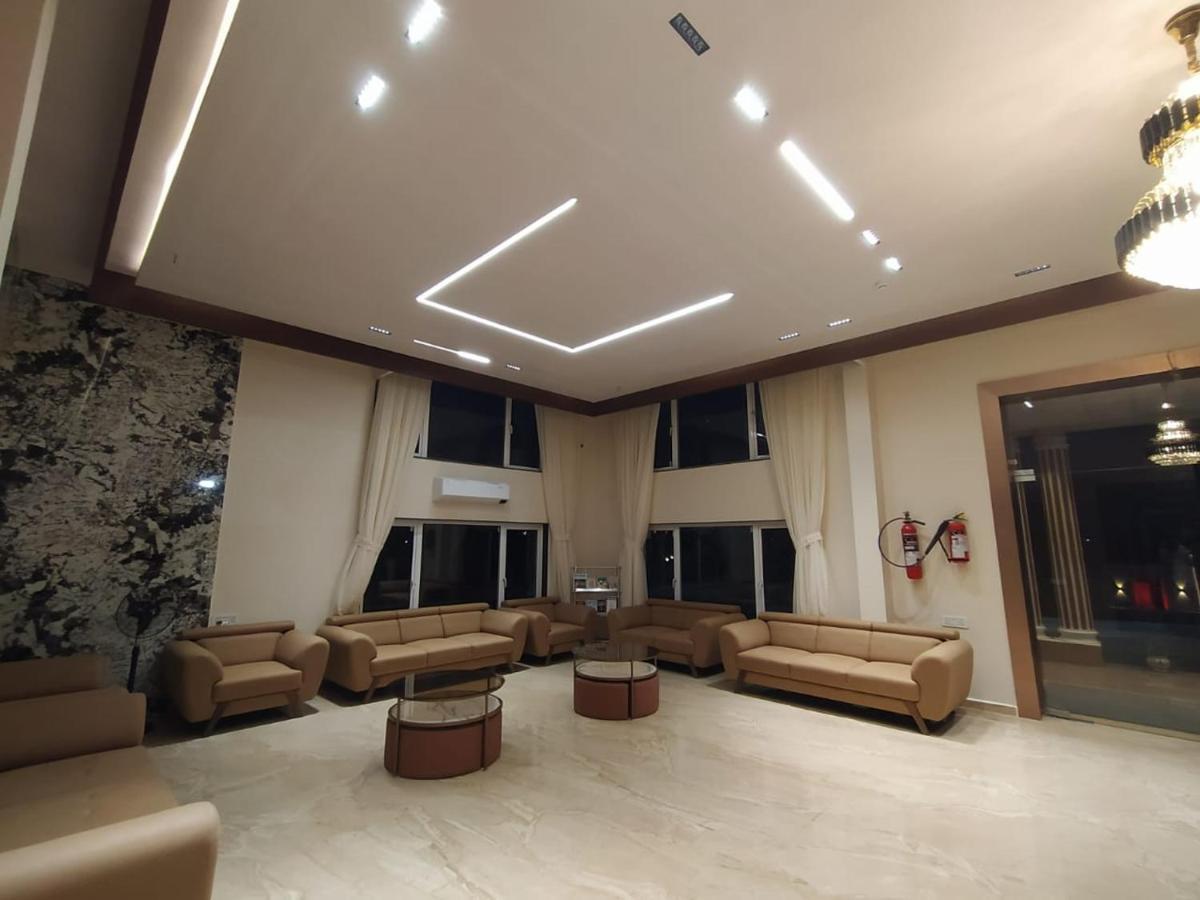 Flamingo Club And Resort Una 3 Km Away From Diu Check Post Exteriör bild