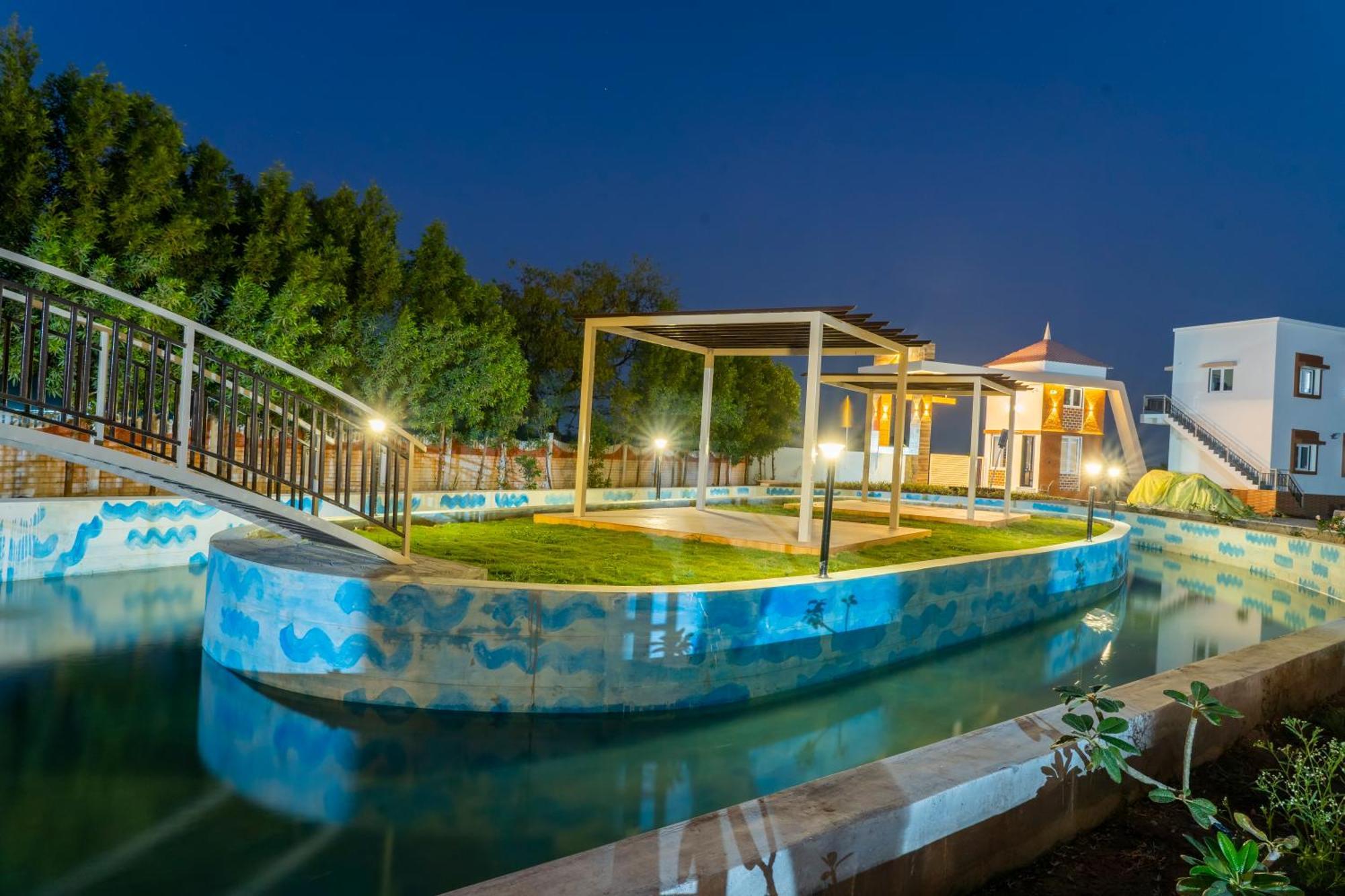 Flamingo Club And Resort Una 3 Km Away From Diu Check Post Exteriör bild