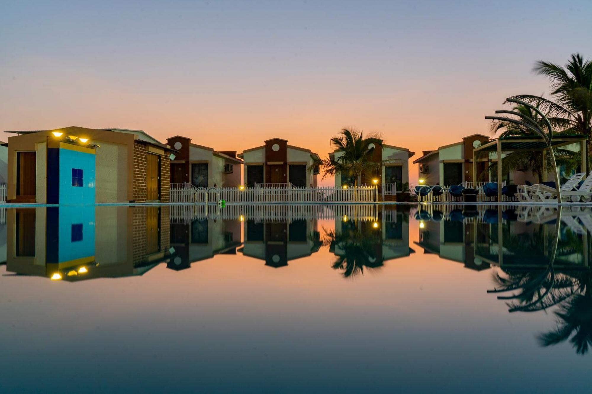 Flamingo Club And Resort Una 3 Km Away From Diu Check Post Exteriör bild