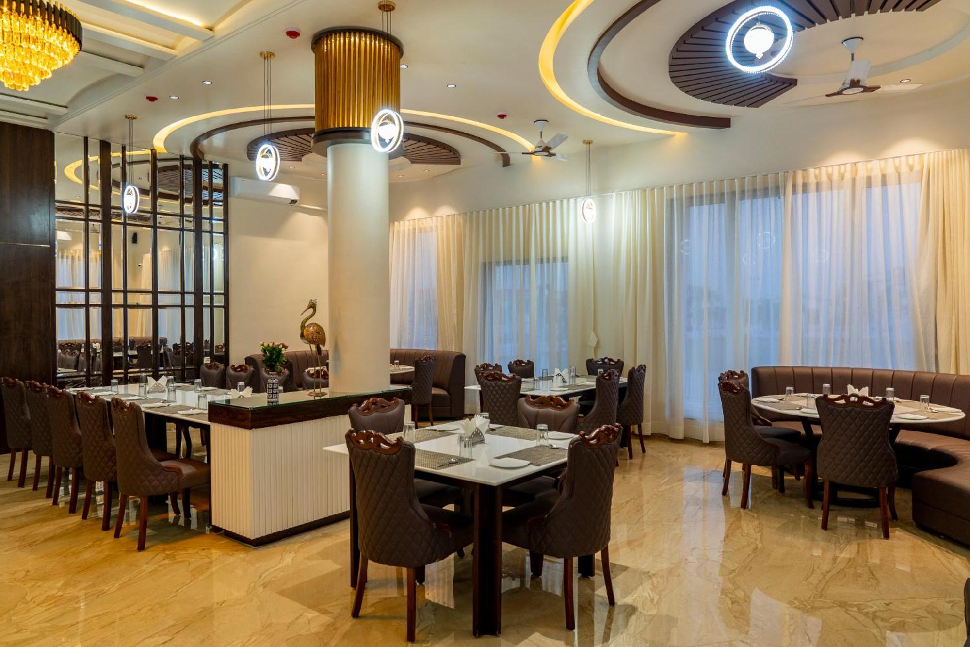 Flamingo Club And Resort Una 3 Km Away From Diu Check Post Exteriör bild