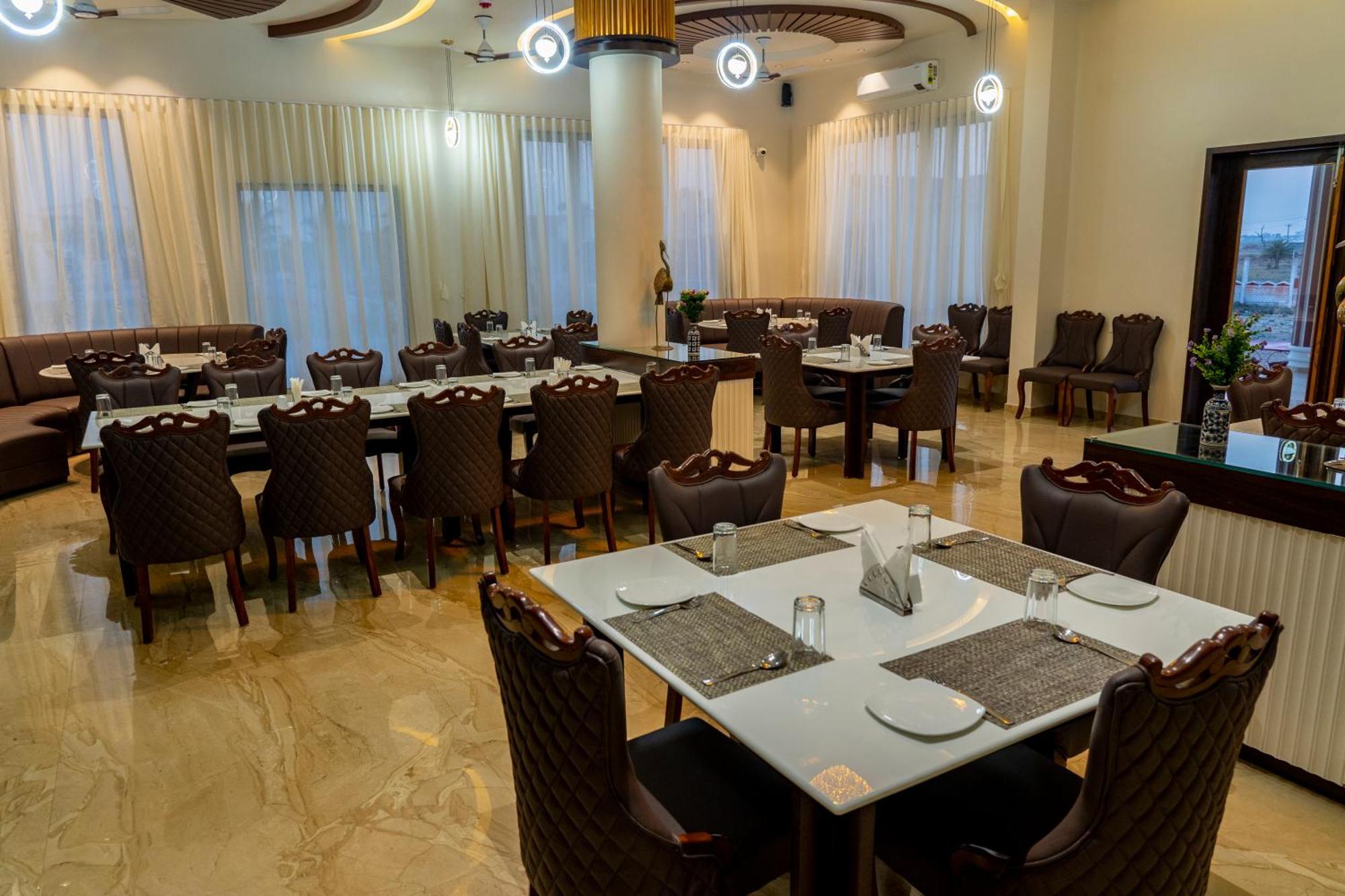 Flamingo Club And Resort Una 3 Km Away From Diu Check Post Exteriör bild